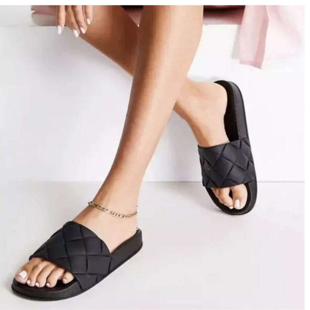 NEW J SLides by Urban Sport Fabio Black Slide On Sandals Casual Womens Size 7